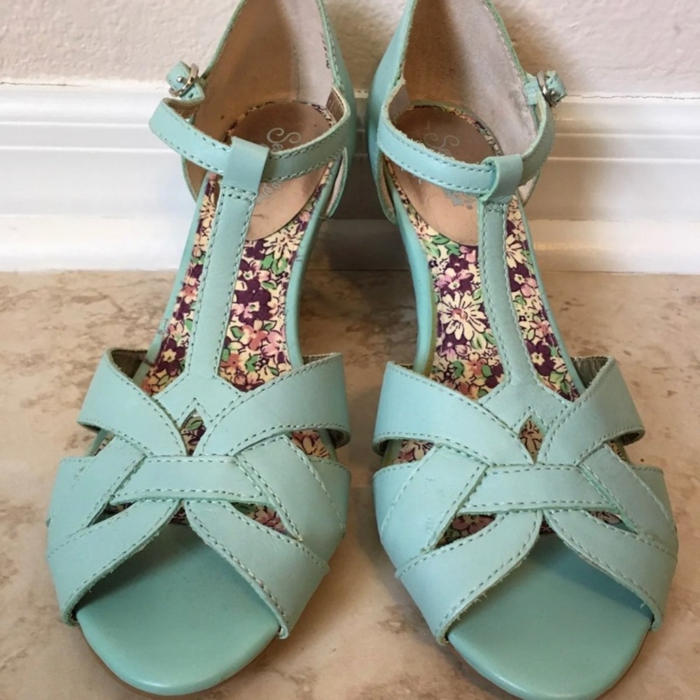 Seychelles Heritage Teal Vintage Heels